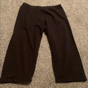Black Capri leggings